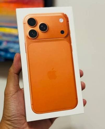 iPhone 17 Pro Max in Box
